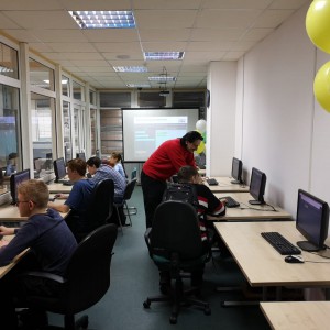 Северный город Норильск приглашает в KIBERone - КИБЕРшкола программирования для детей, компьютерные курсы для школьников, начинающих и подростков - KIBERone г. Ульяновск