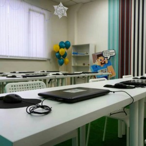 KIBERone для будущих КиберГероев в Ижевске! - КИБЕРшкола программирования для детей, компьютерные курсы для школьников, начинающих и подростков - KIBERone г. Ульяновск